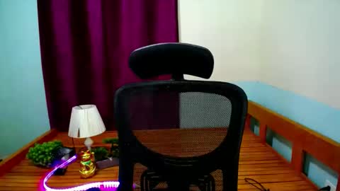 Snapshot of itsmeloveypinay chatting on 11-07-25, 05:07 itsmeloveypinay online show from 11-07-25, 05:07