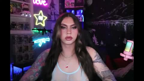 Snapshot of itsnickibabyy chatting on 02-02-25, 12:19 Nicki Foxx online show from 02-02-25, 12:19