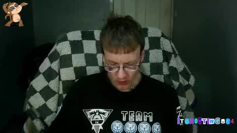    online show from 01-09-26, 08:32