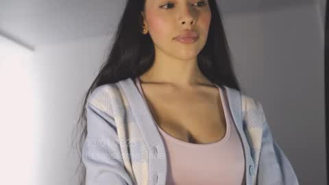 itsssssssme_lana online show from 01-13-25, 07:10