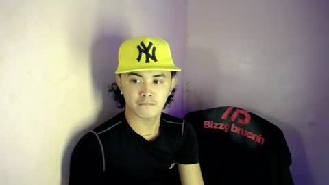 itzme_dex online show from 07-20-26, 02:41