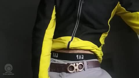 Snapshot of ivanchelon chatting on 11-13-25, 05:39 Vanchi online show from 11-13-25, 05:39