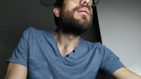 Snapshot of ivanchelon chatting on 02-04-26, 07:36 Vanchi online show from 02-04-26, 07:36