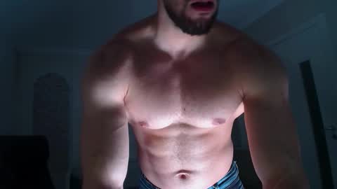 IvanHydee online show from 11-30-25, 05:55