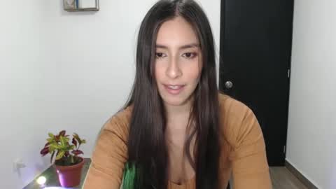 Snapshot of ivanna_angel chatting on 10-10-25, 11:15 Ivanna angel online show from 10-10-25, 11:15