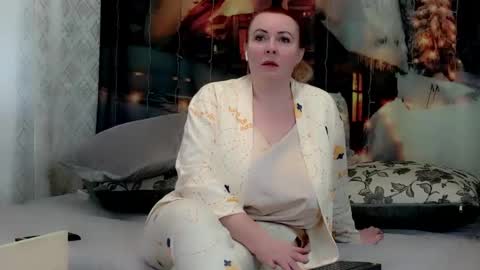 IrennaSplash online show from 01-04-25, 02:35