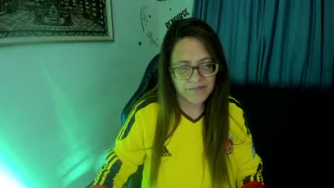 Snapshot of ivette_shaira chatting on 07-03-26, 11:27 IVETTE online show from 07-03-26, 11:27