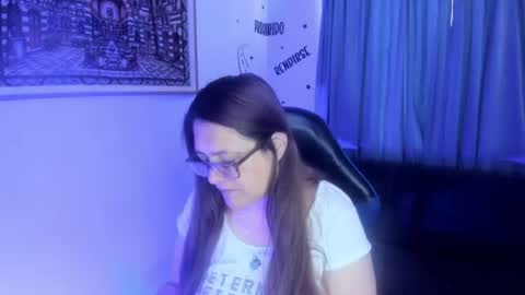 Snapshot of ivette_shaira chatting on 07-05-26, 12:56 IVETTE online show from 07-05-26, 12:56
