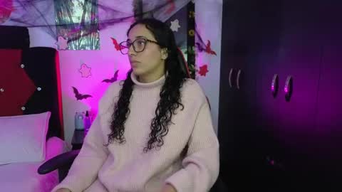 ivonemoon online show from 10-08-25, 03:53