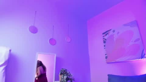 Snapshot of ivonne_4 chatting on 04-19-26, 06:10 Ivonne online show from 04-19-26, 06:10