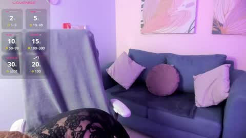 Snapshot of ivonne_4 chatting on 05-24-26, 01:16 Ivonne online show from 05-24-26, 01:16