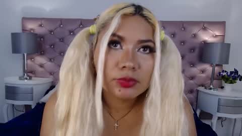 IvonnyBon online show from 01-09-26, 03:20