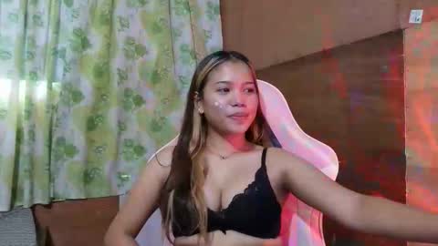 Snapshot of ivory_babe chatting on 06-05-26, 07:47 ivory_babe online show from 06-05-26, 07:47