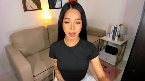 kirstenelsie online show from 01-11-25, 05:10