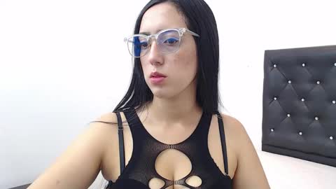 Snapshot of ivorynoir chatting on 06-01-26, 12:51 ivorynoir online show from 06-01-26, 12:51