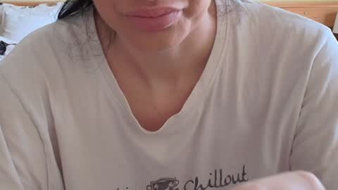 Snapshot of ivoryorchid chatting on 02-04-25, 10:32 Ivory online show from 02-04-25, 10:32