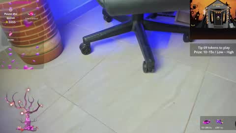 IVVY online show from 10-19-25, 07:25