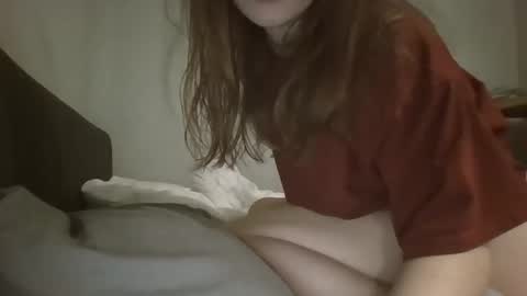 Snapshot of ivy2108 chatting on 03-01-26, 08:00 ivy2108 online show from 03-01-26, 08:00