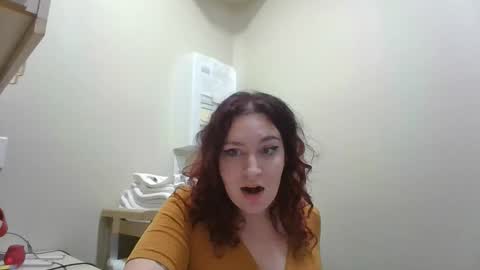 Snapshot of ivy9791 chatting on 12-21-25, 11:23 ivy online show from 12-21-25, 11:23