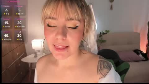 Snapshot of ivy_ragnar chatting on 04-30-26, 04:57 Pamela online show from 04-30-26, 04:57