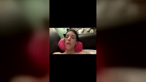 ivy_rose90 online show from 05-07-26, 05:35