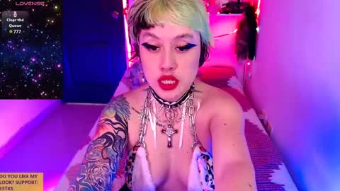 Snapshot of ivy_rosse chatting on 02-27-25, 03:37 You can find more of me here online show from 02-27-25, 03:37