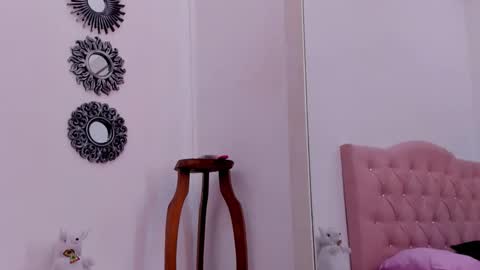 Snapshot of ivy_scorpio chatting on 02-14-26, 07:27 ivy_scorpio online show from 02-14-26, 07:27