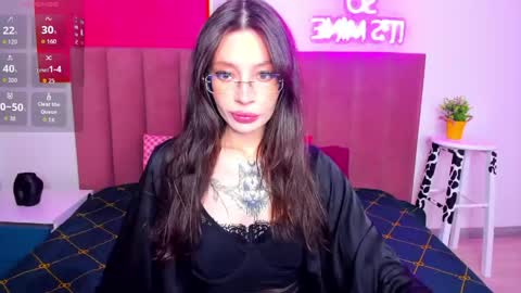 Snapshot of ivydainty chatting on 05-21-26, 01:34 Ivy online show from 05-21-26, 01:34