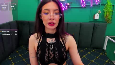 Snapshot of ivydainty chatting on 05-26-26, 01:45 Ivy online show from 05-26-26, 01:45