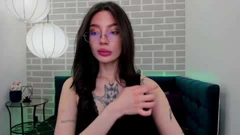 Snapshot of ivydainty chatting on 05-27-26, 01:46 Ivy online show from 05-27-26, 01:46