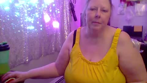 ivyjane3522 online show from 07-05-26, 01:01
