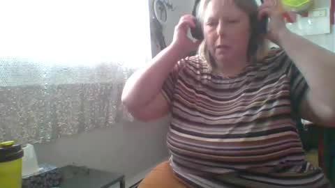 ivyjane3522 online show from 07-05-26, 04:47