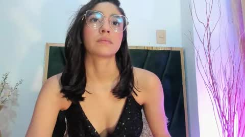 IvyJhonss online show from 11-19-25, 11:54