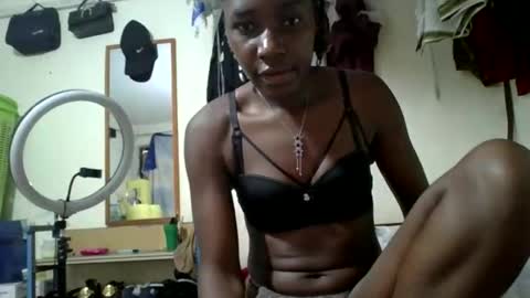 ivyk_ online show from 04-09-26, 11:48