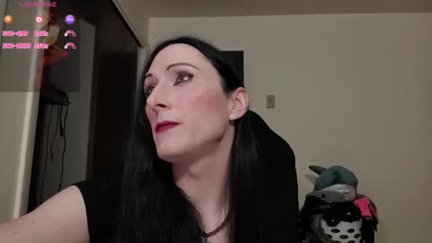 Snapshot of ivyrose499 chatting on 05-17-26, 05:42 IvyRose499 online show from 05-17-26, 05:42