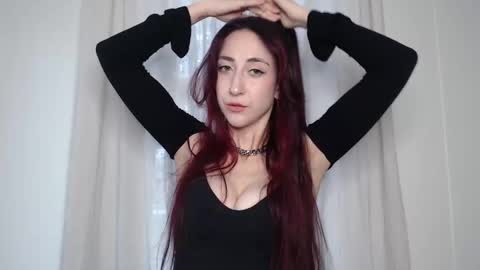 Ivy Rosie online show from 12-02-25, 04:02