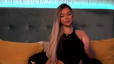  Ivy  online show from 02-20-25, 08:17