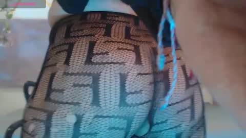 ivyshine7 online show from 11-22-25, 06:51