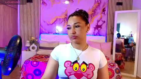 Snapshot of ivyshine7 chatting on 06-20-26, 06:11 ivyshine7 online show from 06-20-26, 06:11