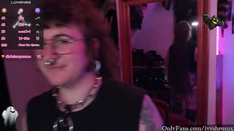 Snapshot of ivyshrumx chatting on 11-20-25, 02:23 Ivy ShrumX online show from 11-20-25, 02:23