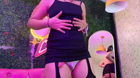 Snapshot of ivyy__storm chatting on 11-15-25, 02:35 IVY STORM online show from 11-15-25, 02:35