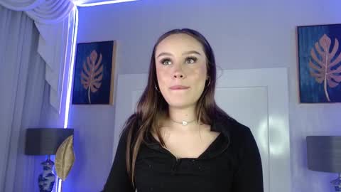 Snapshot of ivyy_crystal chatting on 09-14-25, 01:27 Ivy online show from 09-14-25, 01:27