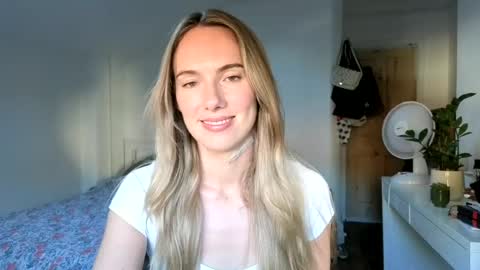 ivyyy1995 online show from 06-20-26, 06:54