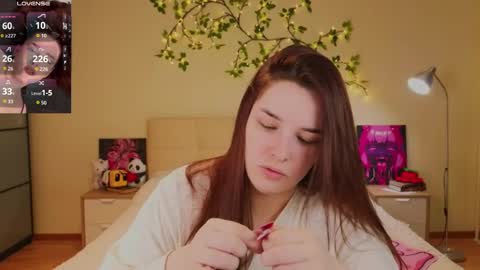 Daisy online show from 04-04-26, 03:49