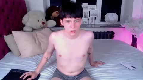 Maxim online show from 03-08-26, 03:32