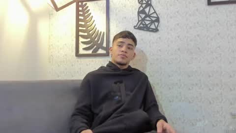 izaack online show from 12-16-24, 03:30