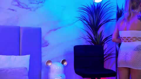 izabelle_02 online show from 03-27-26, 04:51