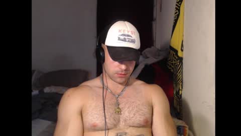 Snapshot of izak144 chatting on 12-03-24, 03:52 izak144 online show from 12-03-24, 03:52