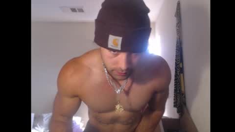 Snapshot of izak144 chatting on 11-24-25, 09:36 izak144 online show from 11-24-25, 09:36