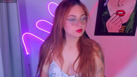 hot izys online show from 02-22-25, 08:50